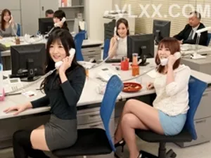 Em chồng nện chị dâu bím khít ngay bên cạnh anh trai đang ngủ